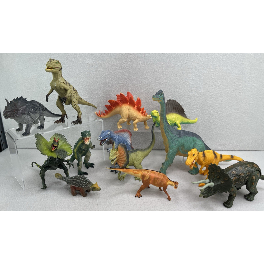 Dinosaurs Lot of 13 Medium Size Toy Figures Unbranded 2”–4” Tall Dinos